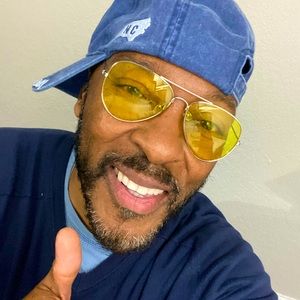 Meet your Posher, Darrio